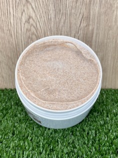 Scrub Corpo all'Aloe Vera e Mandorla, 200ml-Cosmetici all'Aloe Vera 2