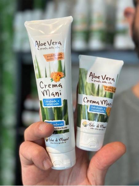 Crème mains à l'Aloe Vera, au Beurre de Karité et au Calendula