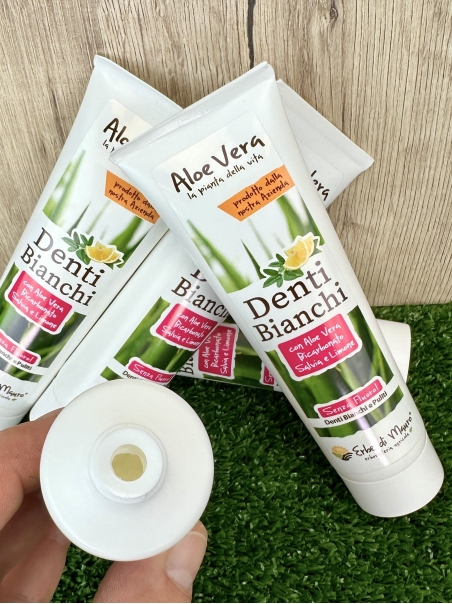 Dentifricio sbiancante all'Aloe Vera, senza fluoro 75 ml
