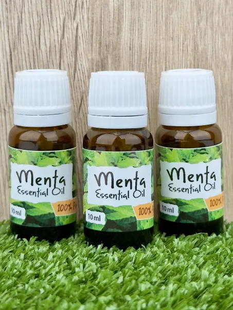 Peppermint Essential Oil. 100% Pure and natural