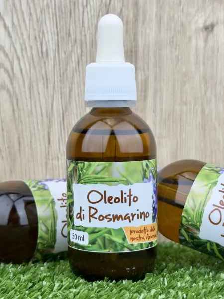 Olio di Rosmarino, ottenuto tramite macerazione (Oleolito di Rosmarino) 2