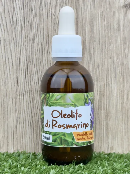 Olio di Rosmarino, ottenuto tramite macerazione (Oleolito di Rosmarino)