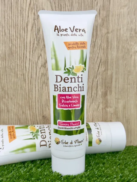Dentifricio Denti Bianchi, con Aloe, Salvia Limone, naturale e senza fluoro.