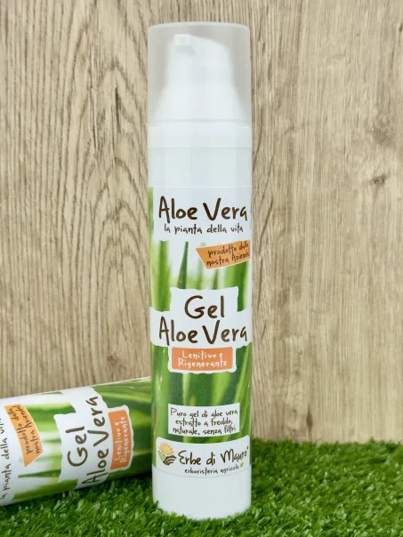 Aloe Vera Gel: Moisturizing and Soothing